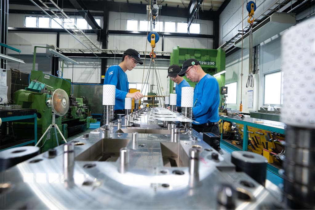 金型設計製作